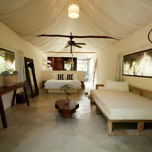 Roc Jungle Tulum Pueblo